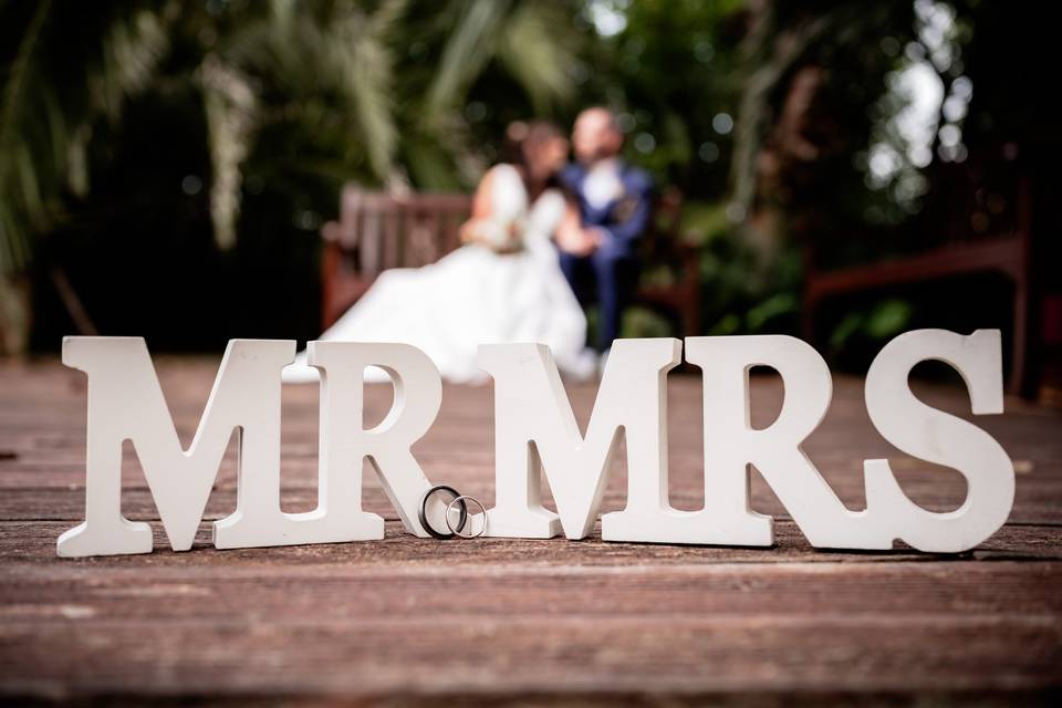 Mr&Mrs