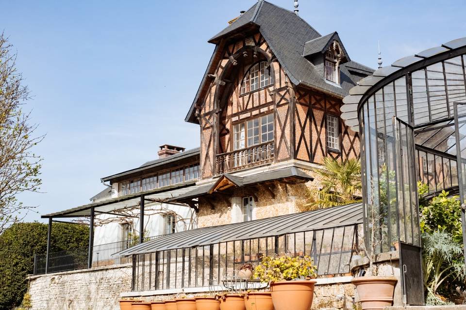 Le pavillon et la serre