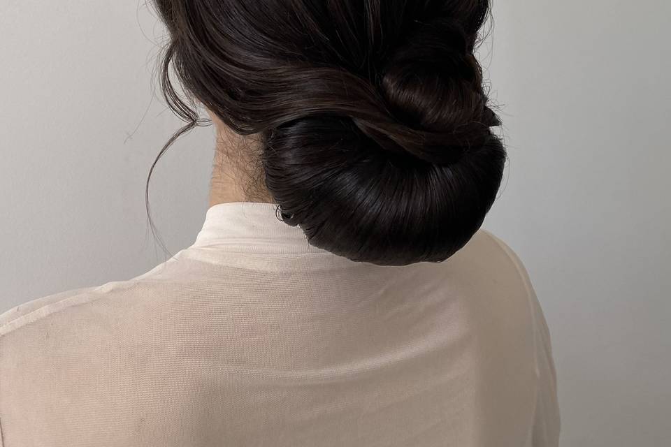 Chignon wedding perfect