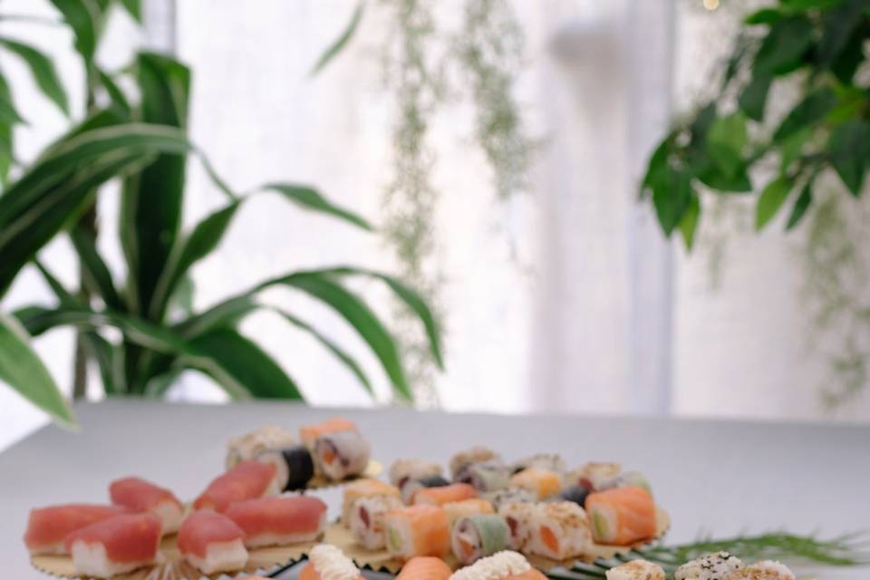 Buffet mariage sushi et rolls