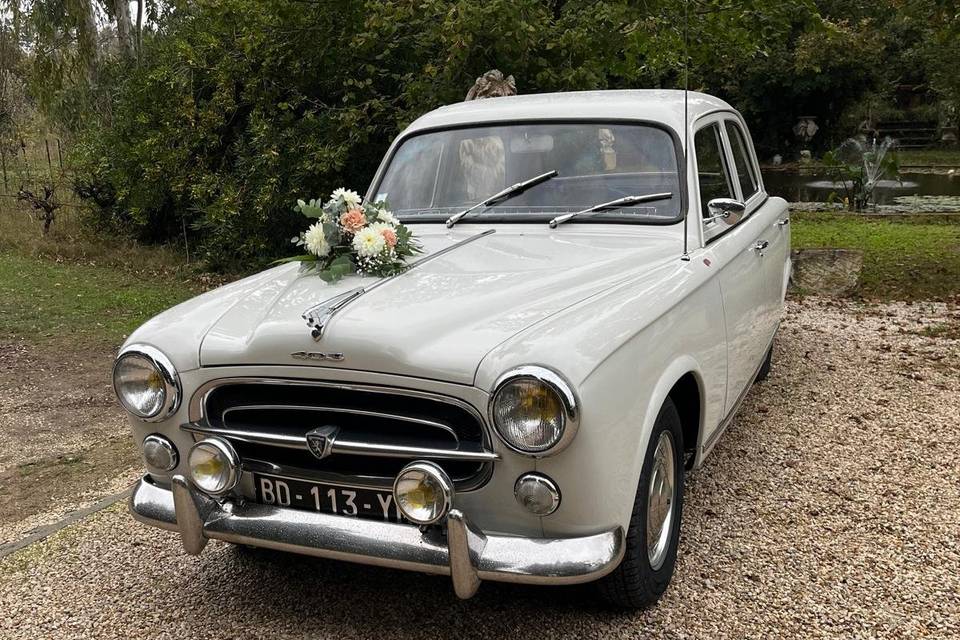 Peugeot 403