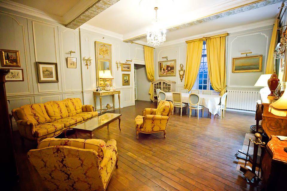 Salon