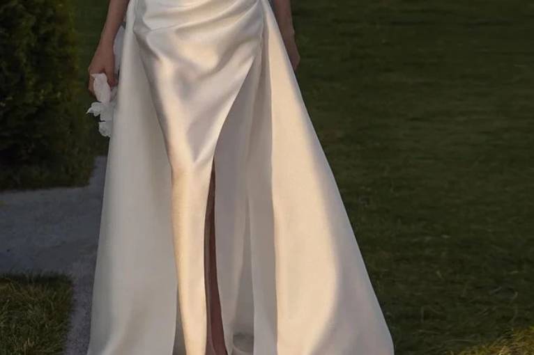 Sirene en satin traîne detacha