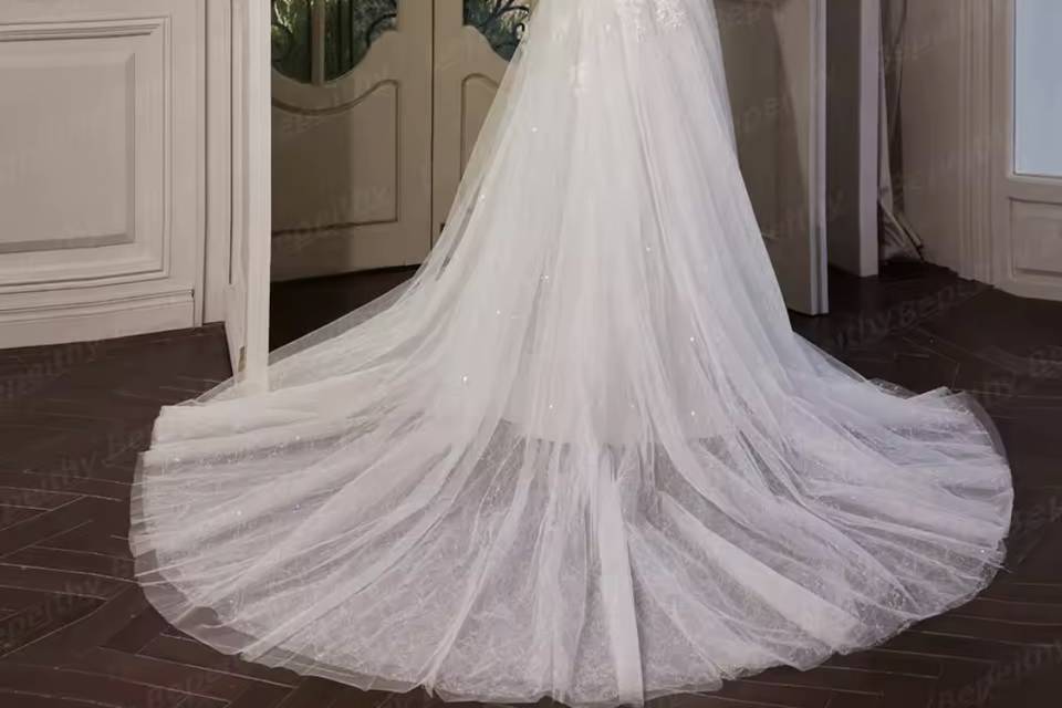A line tulle perles et dentell
