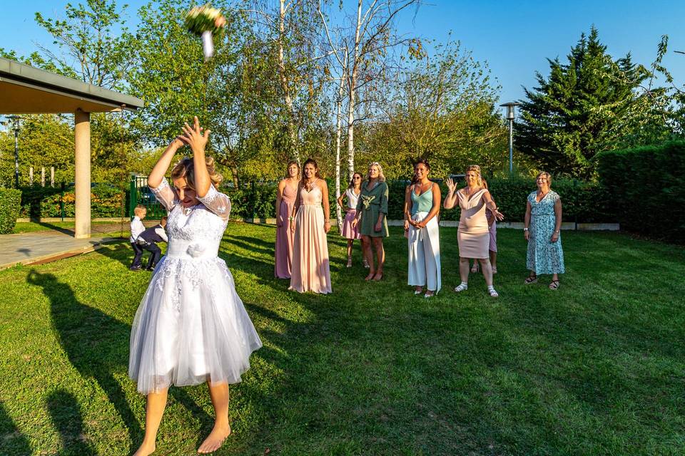 Le jeté de bouquet