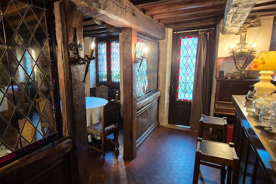 Bar à l'anglaise et sa salle