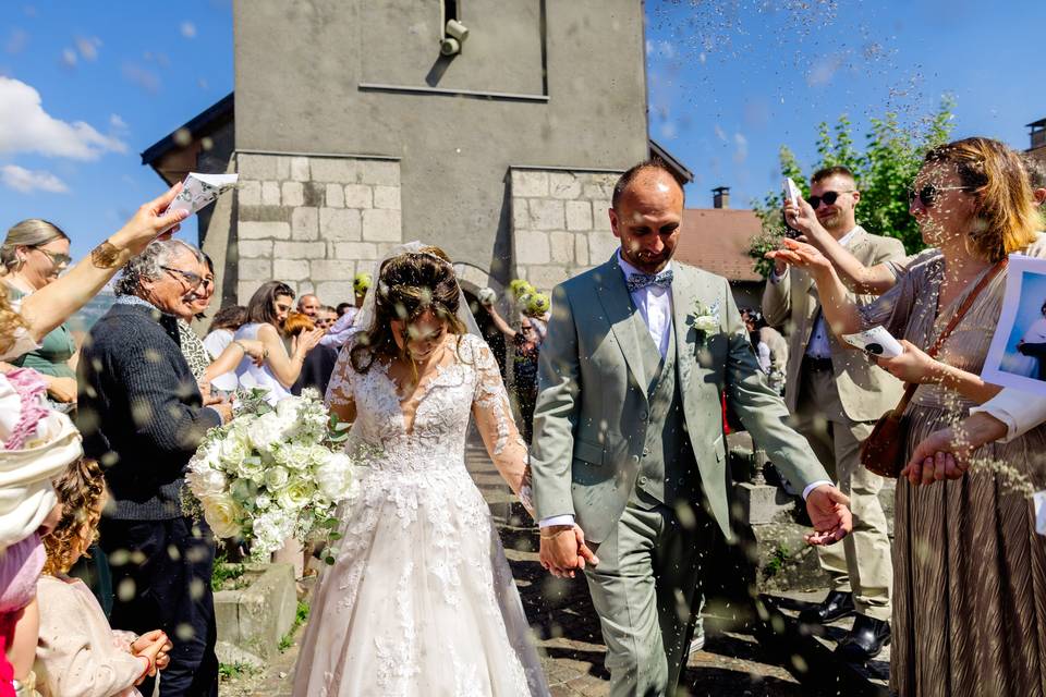 Mariage L & J SORTIE EGLISE