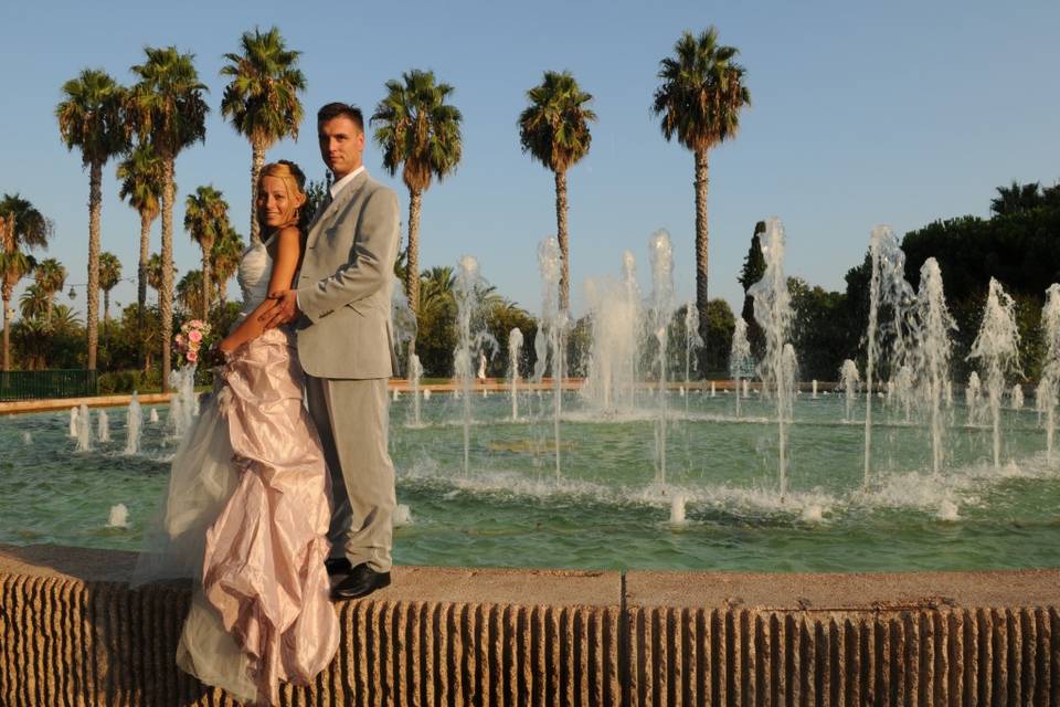 Devant la fontaine