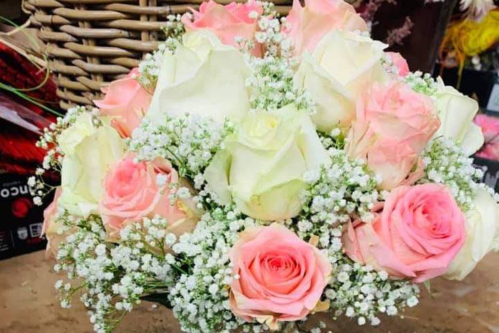 Bouquet rond gypso +rose