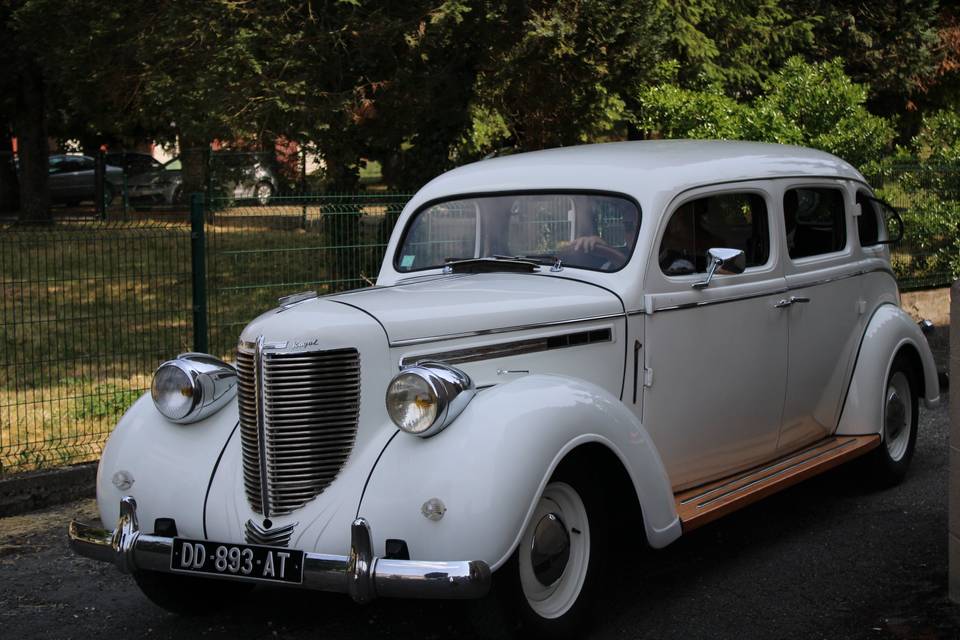 La voiture de la mariée