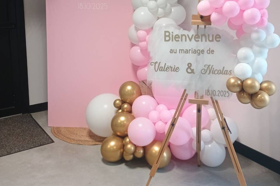 Panneau bois et bienvenue