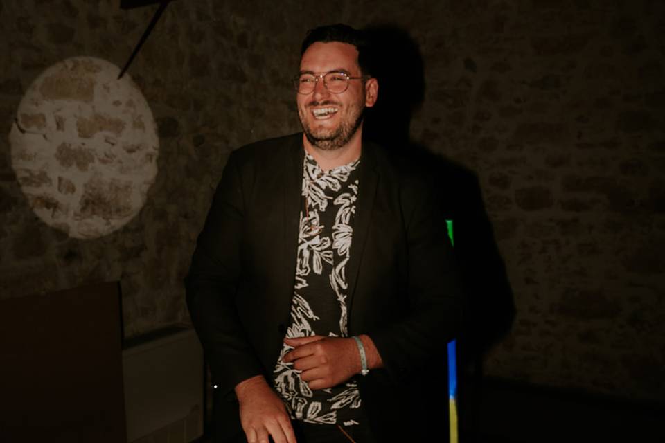 Focus & smile
