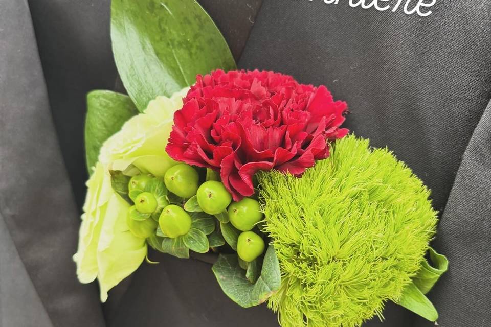 Boutonnière pochette