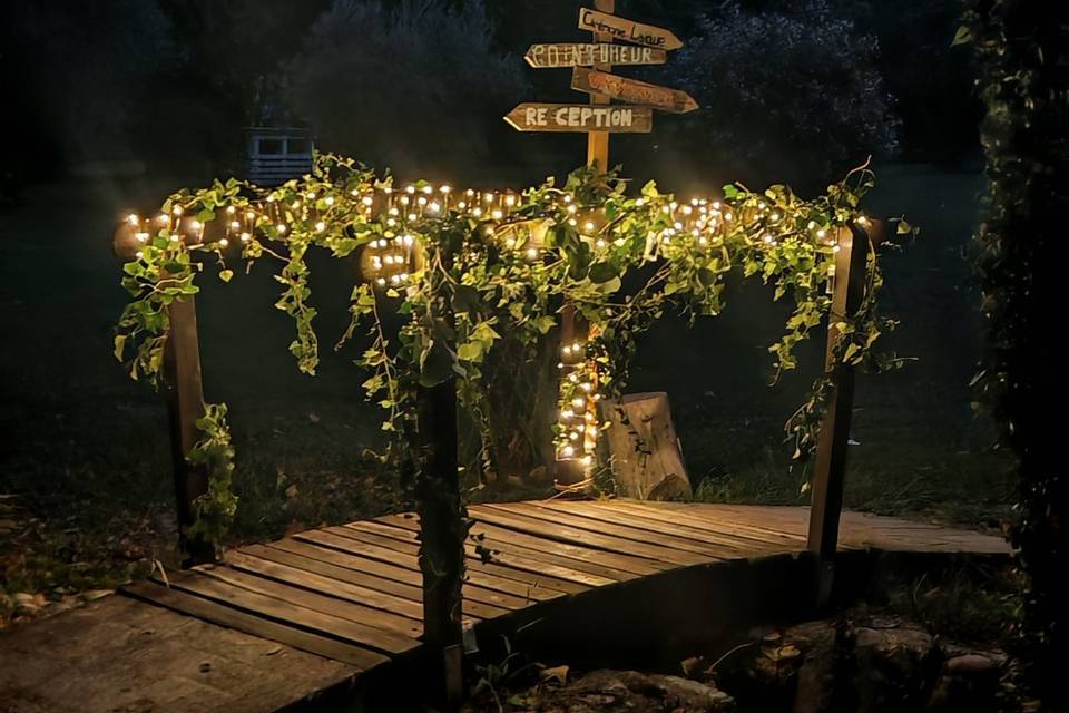 Petit pont illuminé