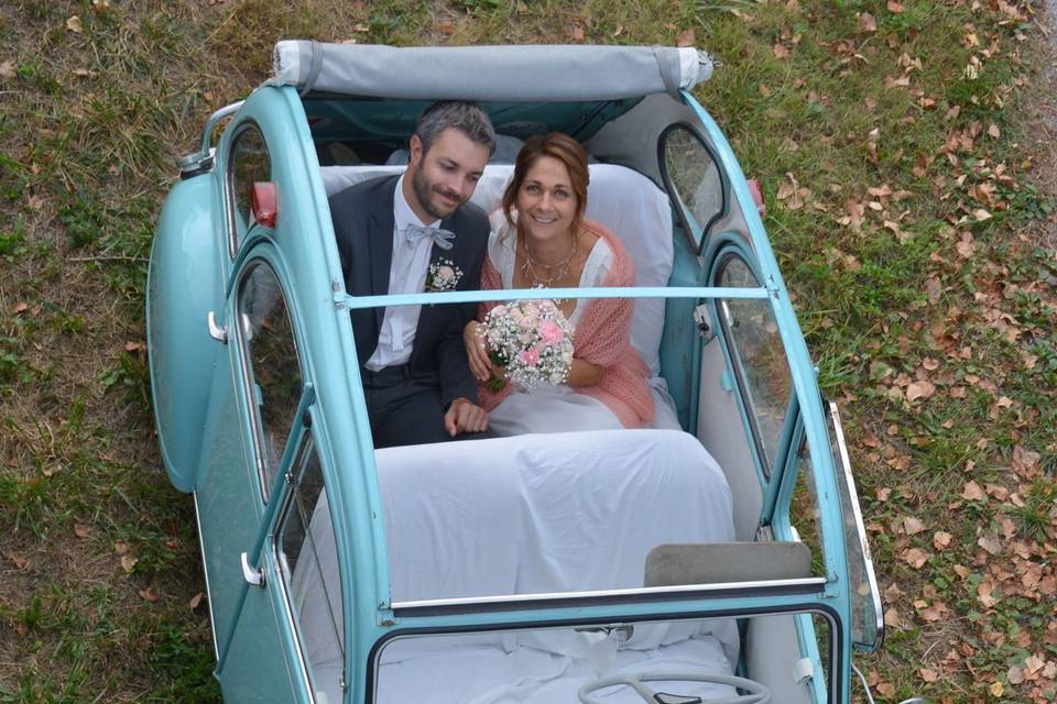 Mariage Savoie 2CV