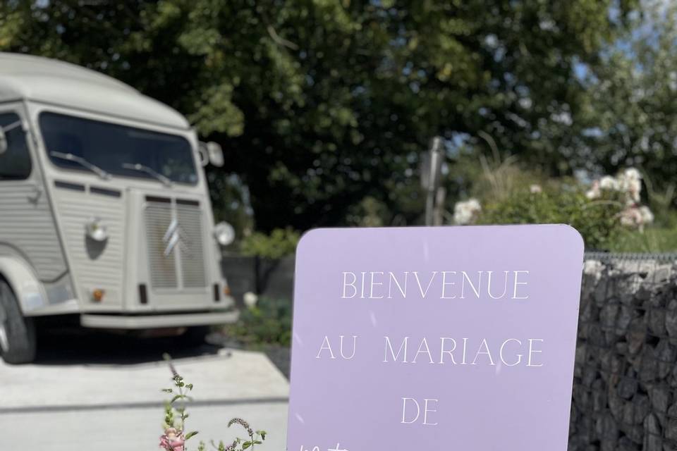 Panneau de bienvenue lilas