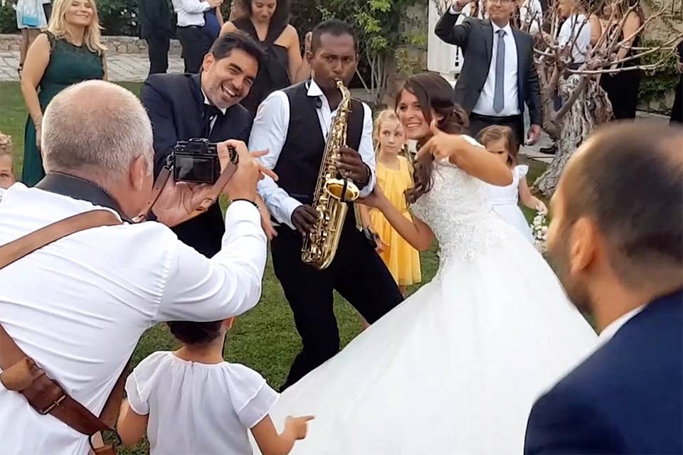 Saxophoniste cocktail mariage