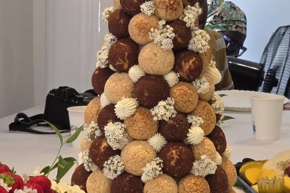 Pièce montée choux craquelin