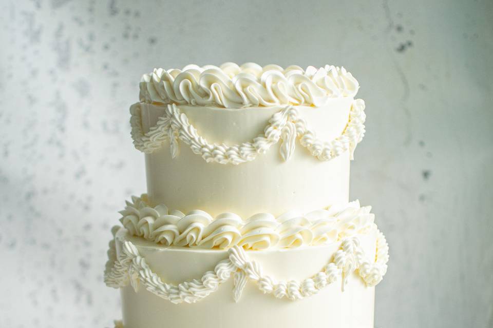 Vintage wedding cake