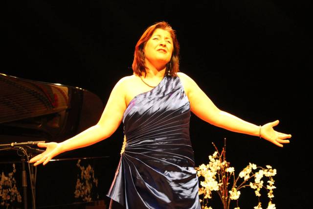 Aurore Noyel chanteuse lyrique