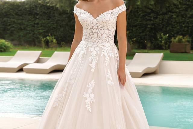 Adag, Pronovias