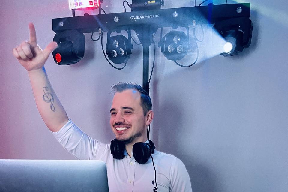 Un DJ enthousiaste