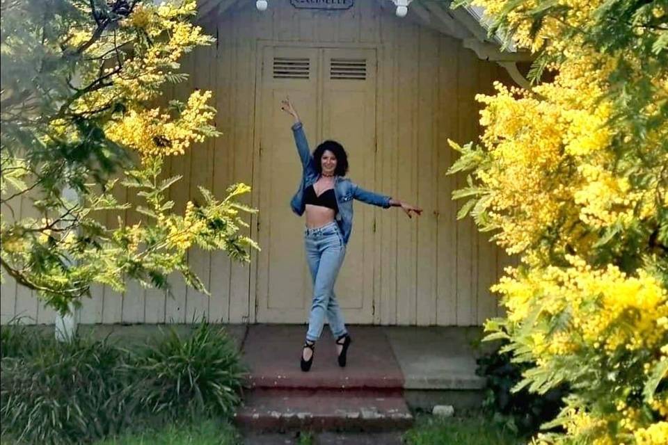 Cynthia Roxie Kiss