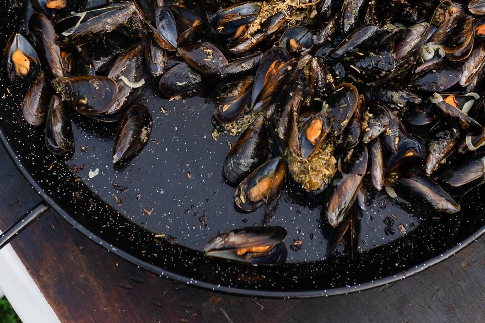 Grand pot de nourriture - vue centrale