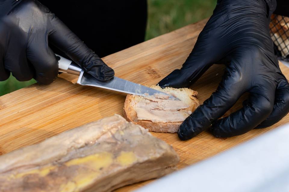 Pain avec de la crème de viande