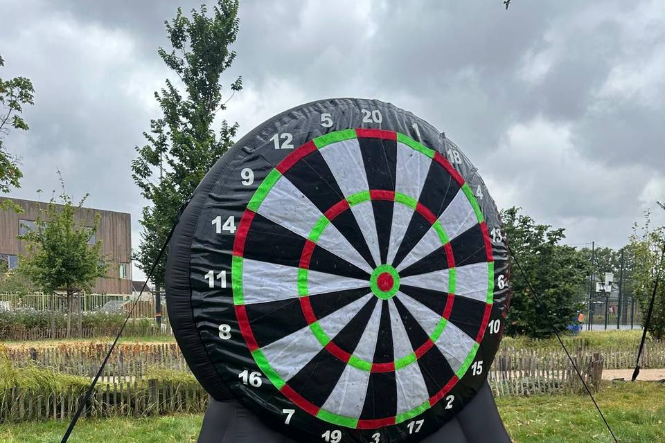 Cible géante fléchette