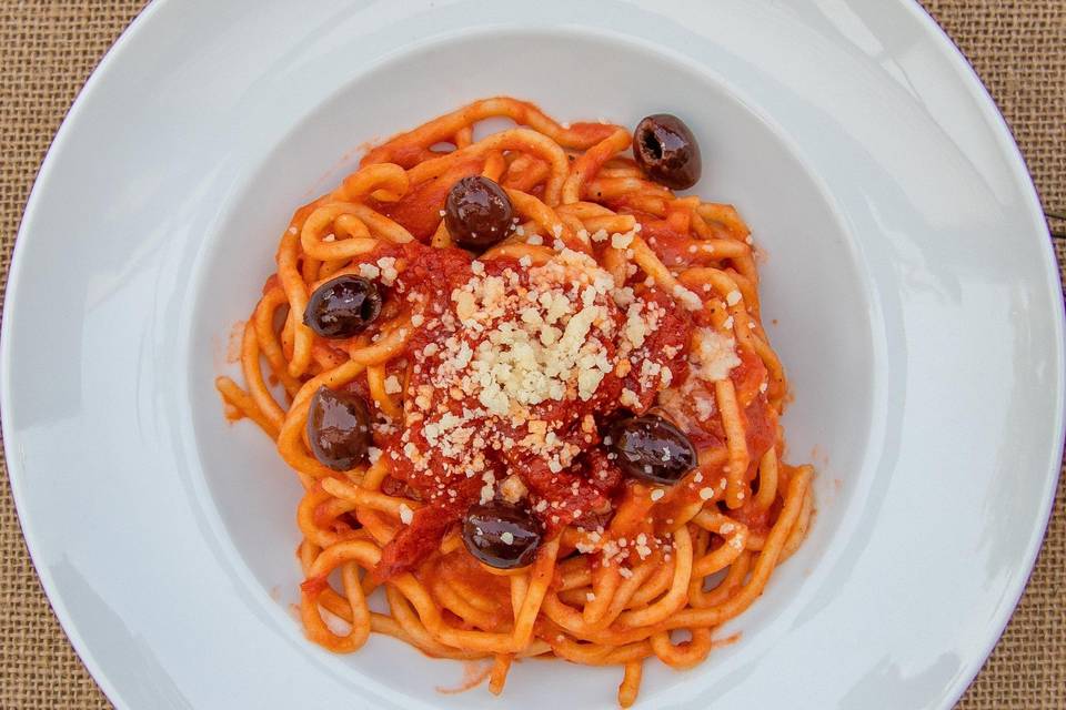 Pasta Pomodoro toscano