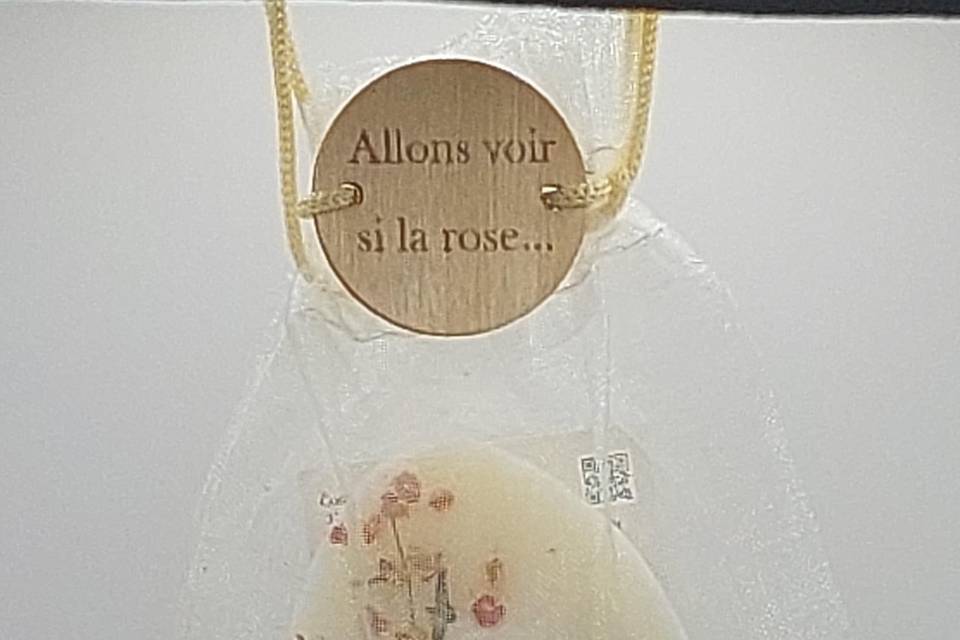 Suspension parfumée