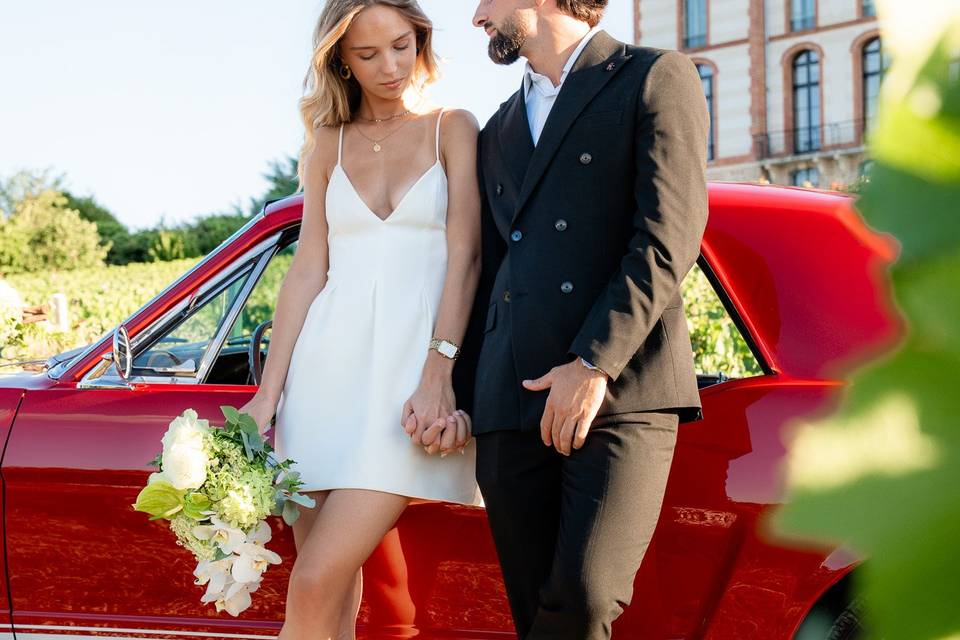 Mustang & couple