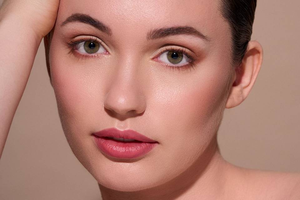 Soft makeup