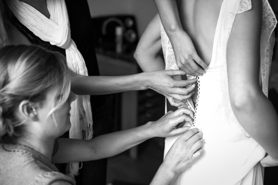 Habillage de la mariée