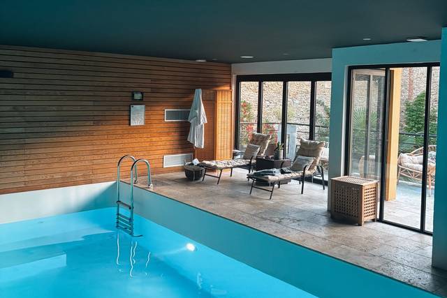 Piscine intèrieure chauffée