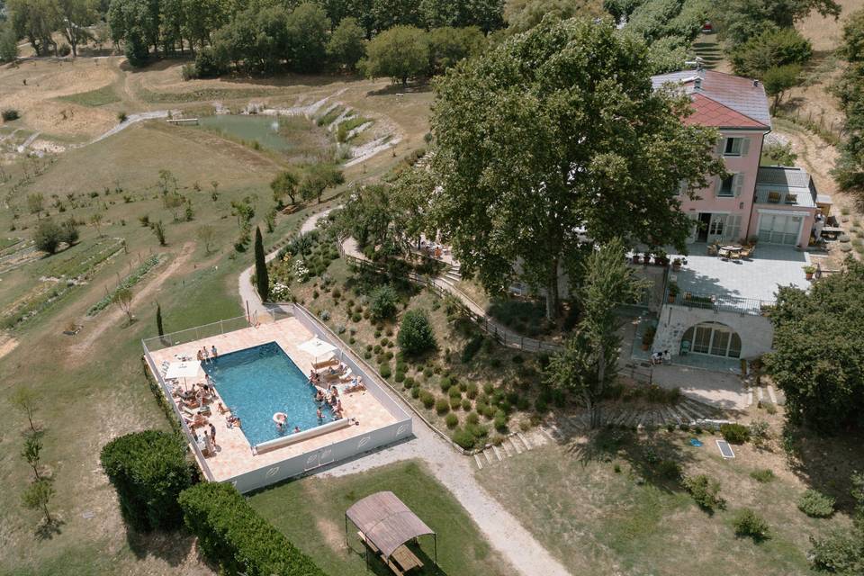 Piscine et Domaine