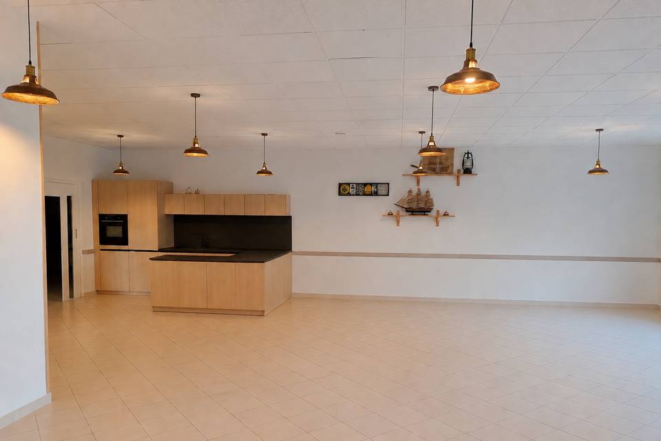 Grande salle 100m2