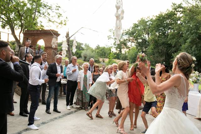 Le lancer de bouquet
