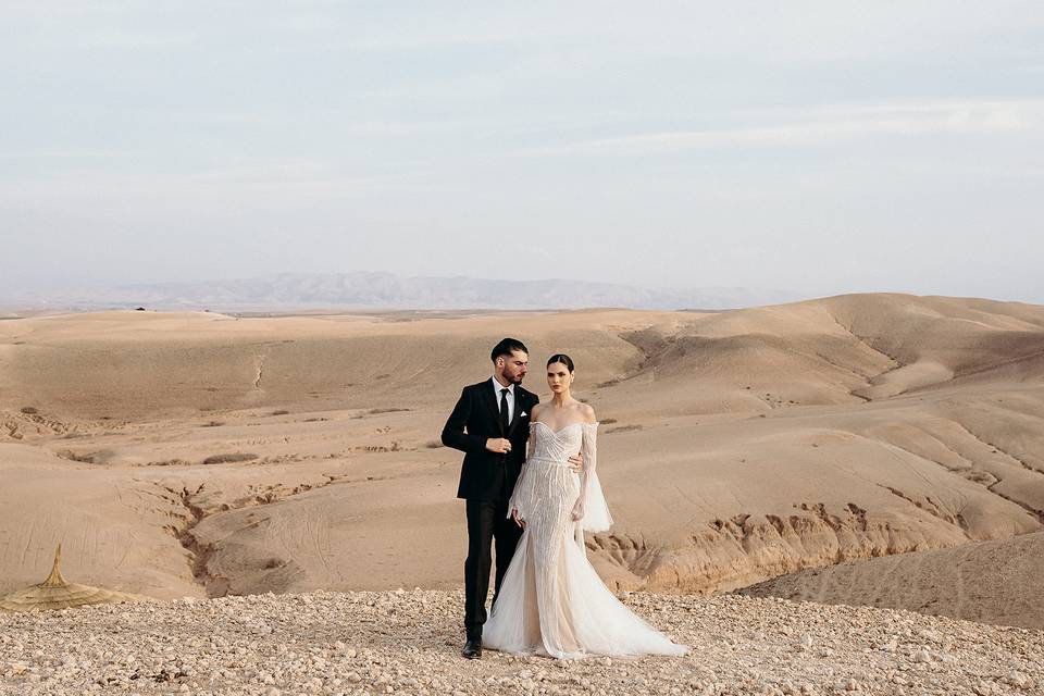 Couple dans le désert