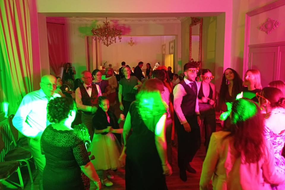 Soirée dansante lors d'un mari