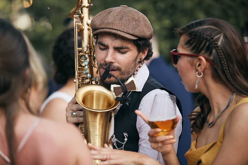 Saxophoniste et chanteur