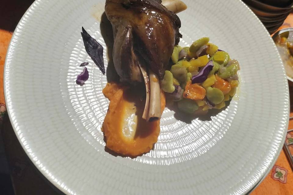 Sourie d'agneau confit légumes