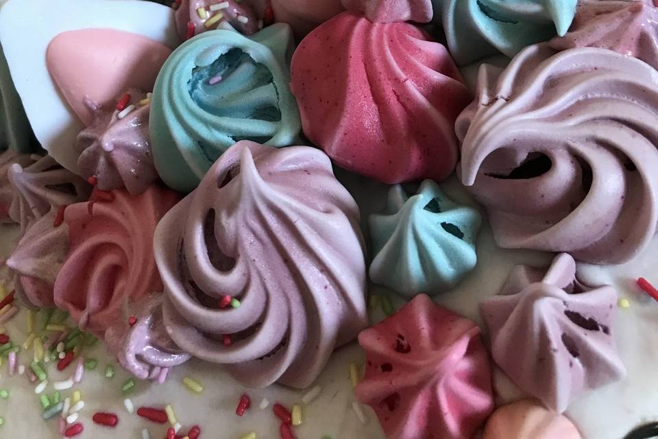 Meringues colorees