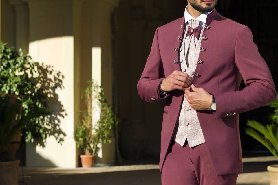 Costume de Mariage Élegant