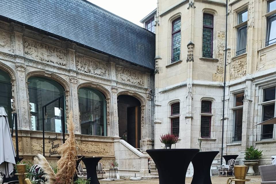 Cour d'Honneur