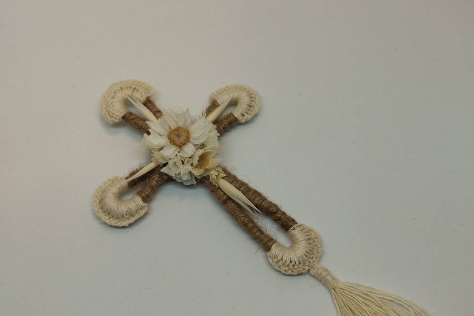 Croix fleuri