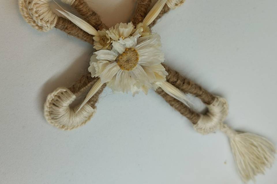 Croix fleuri
