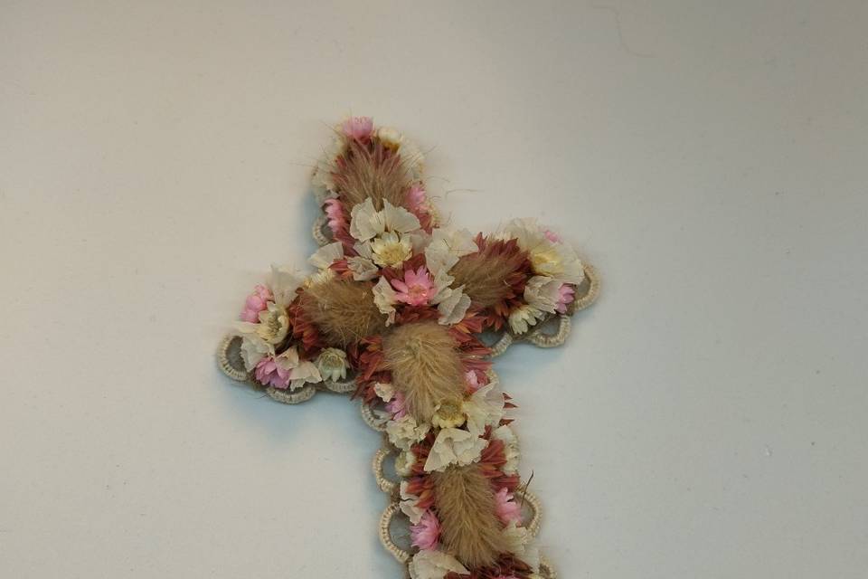 Croix fleuri