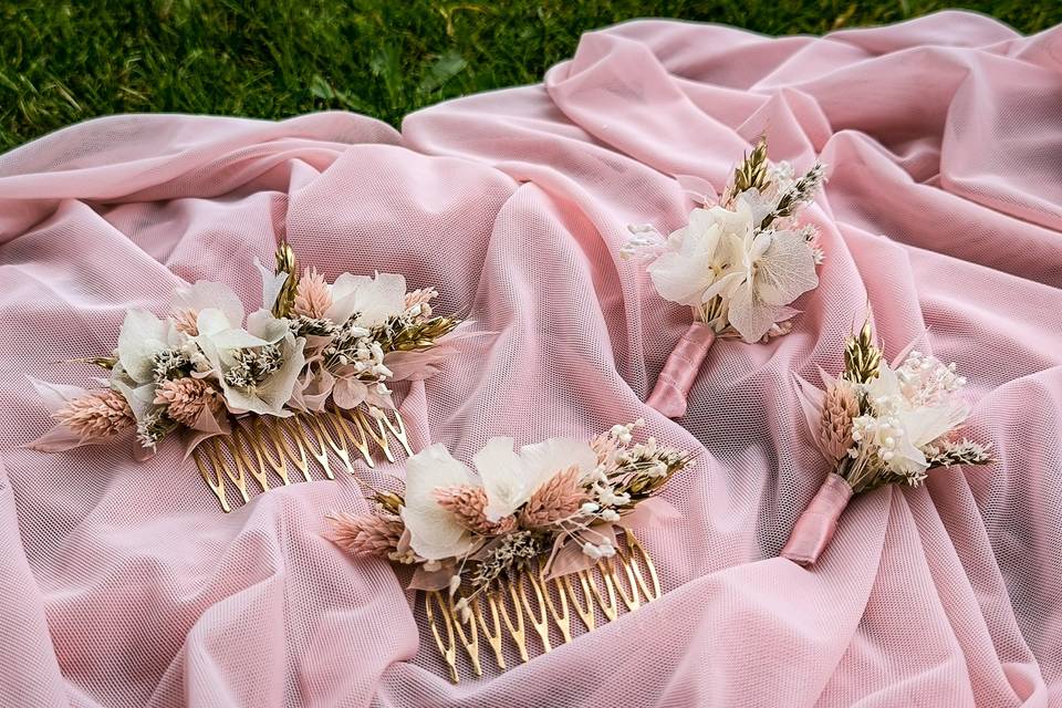 Peigne et boutonnière
